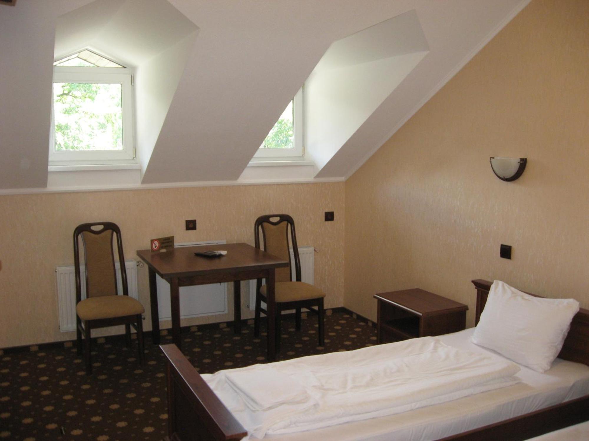 Shato Paradis Hotel Irpin Kamer foto