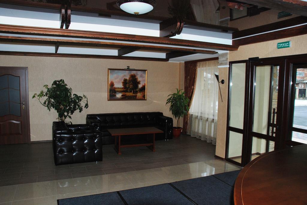 Shato Paradis Hotel Irpin Buitenkant foto